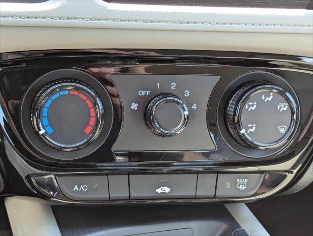 Photo of 2022 Silver Honda HR-V