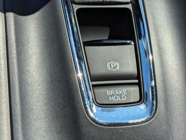 Photo of 2022 Silver Honda HR-V