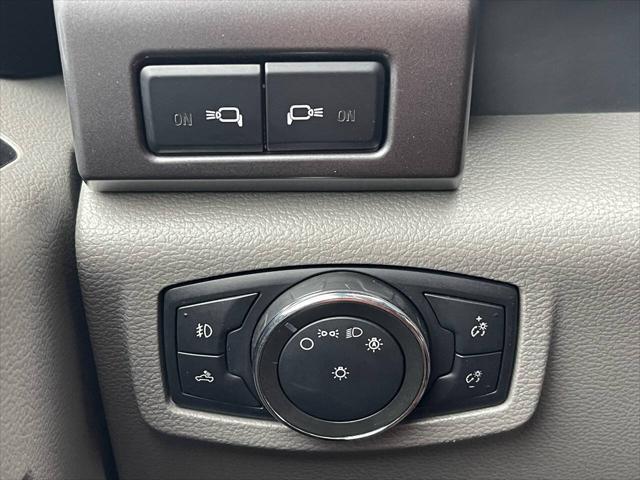 Photo of 2019 White Ford F-150