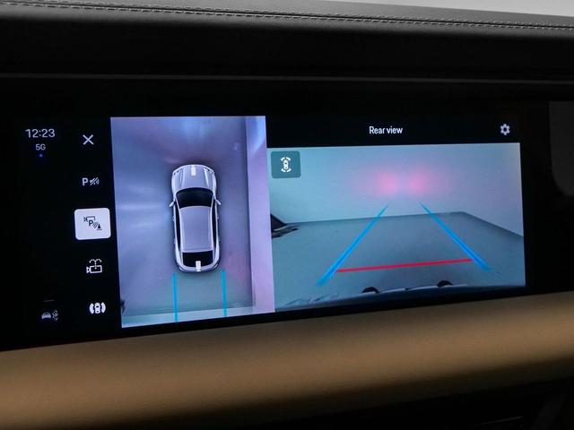 Photo of 2024 Copper Ruby Metallic Porsche Macan