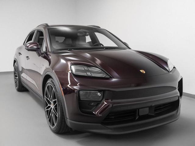 Photo of 2024 Copper Ruby Metallic Porsche Macan