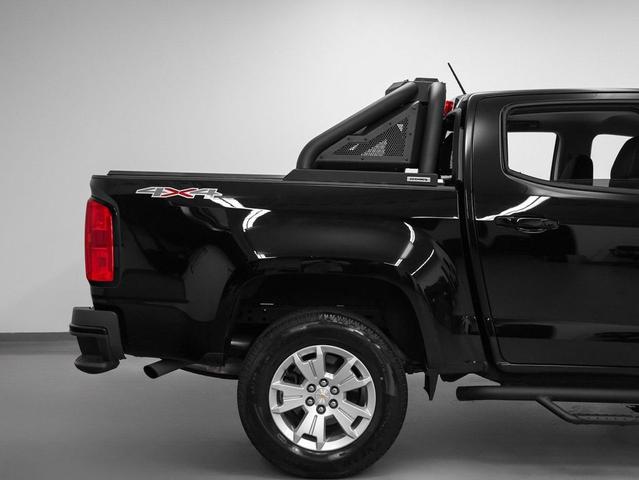 Photo of 2021 Black Chevrolet Colorado