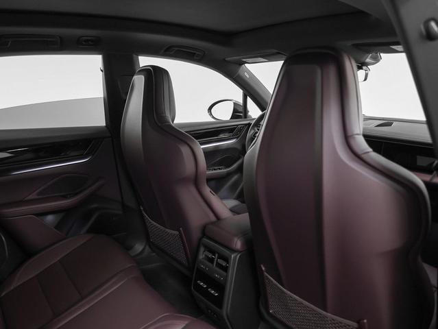 Photo of 2025 Volcano Grey Metallic Porsche Macan