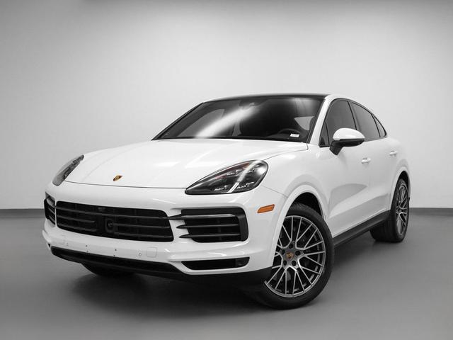 Photo of 2022 Carrara White Metallic Porsche Cayenne