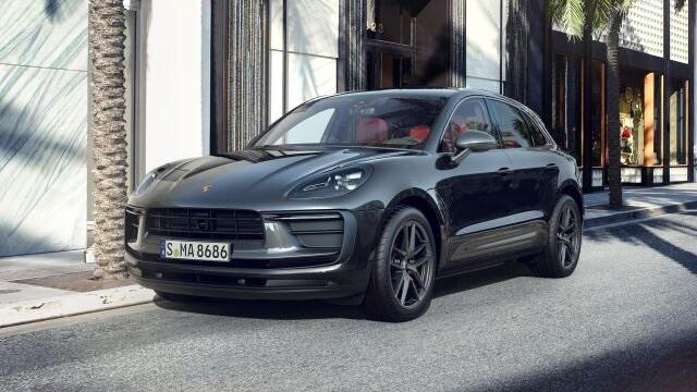 Photo of 2023 Jet Black Metallic Porsche Macan