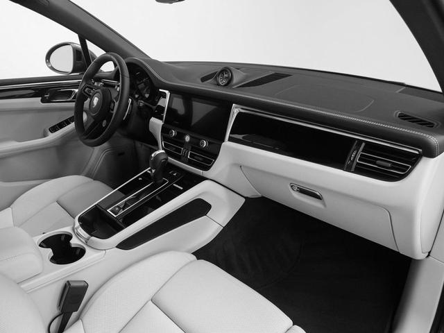 Photo of 2025 Copper Ruby Metallic Porsche Macan