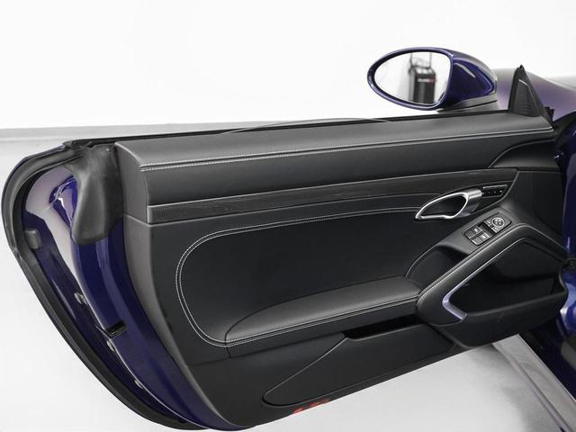 Photo of 2024 Gentian Blue Metallic Porsche 718 Cayman