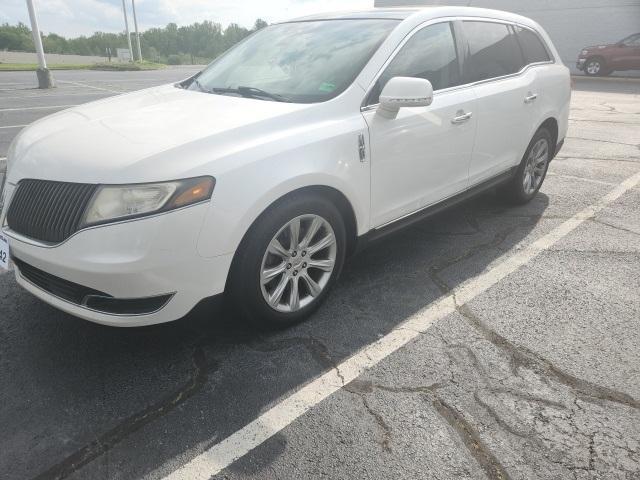 2014 Lincoln MKT