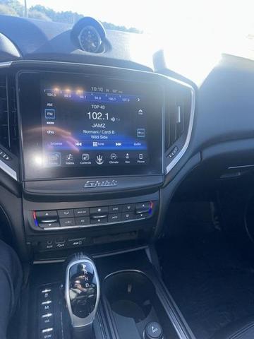 Photo of 2017 White Maserati Ghibli