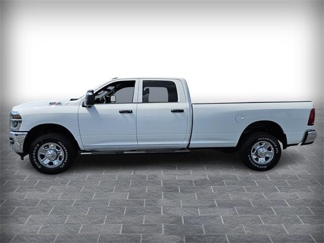Photo of 2025 Bright White Clearcoat RAM 2500