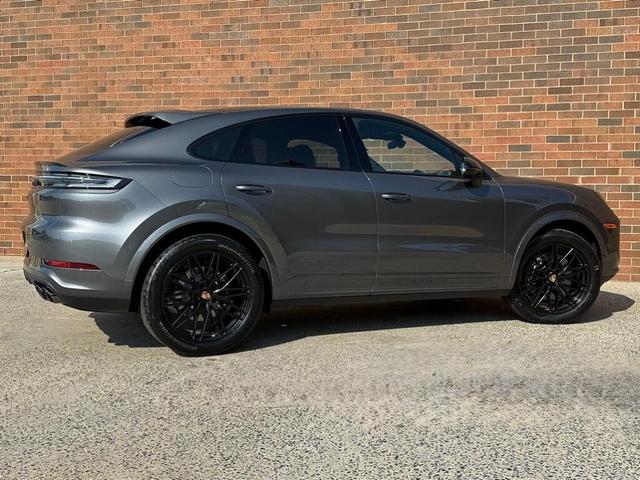 Photo of 2026 Gray Porsche Cayenne