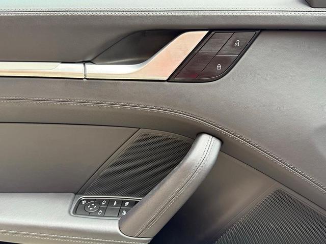Photo of 2024 Chalk Porsche 911