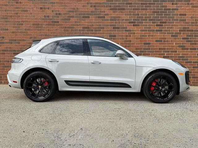 Photo of 2026 Chalk Porsche Macan