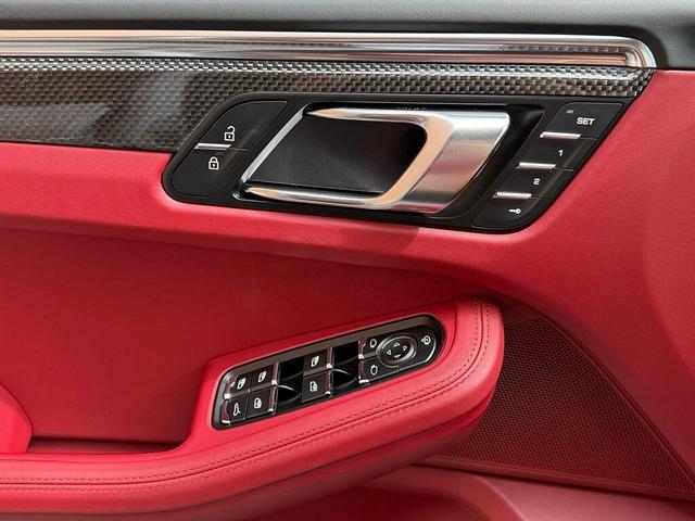 Photo of 2026 Chalk Porsche Macan
