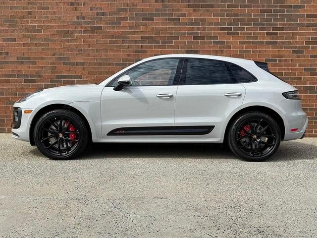 Photo of 2026 Chalk Porsche Macan
