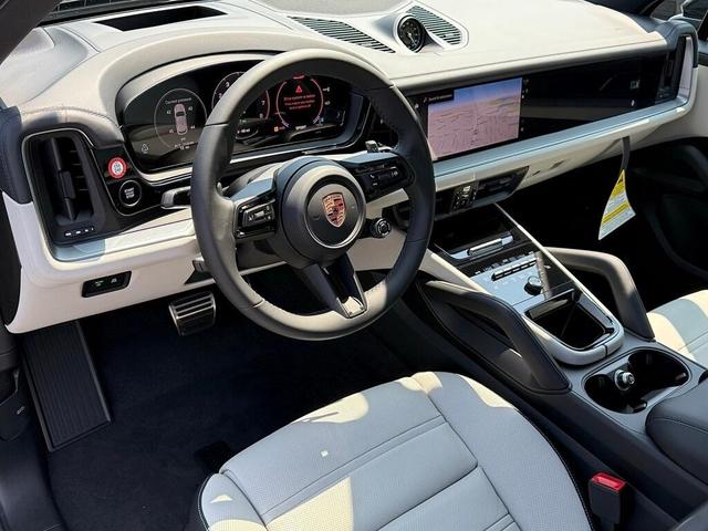 Photo of 2025 Black Porsche Cayenne