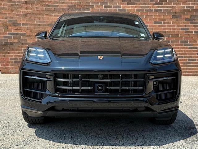 Photo of 2025 Black Porsche Cayenne