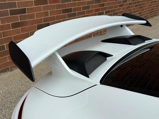 Photo of 2018 White Porsche 911