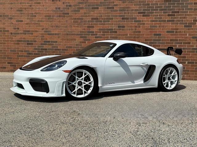 Photo of 2024 White Porsche 718 Cayman