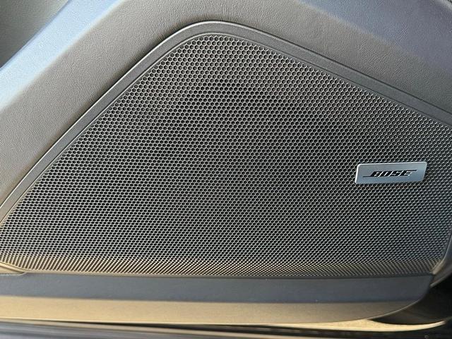 Photo of 2024 Black Metallic Porsche Cayenne