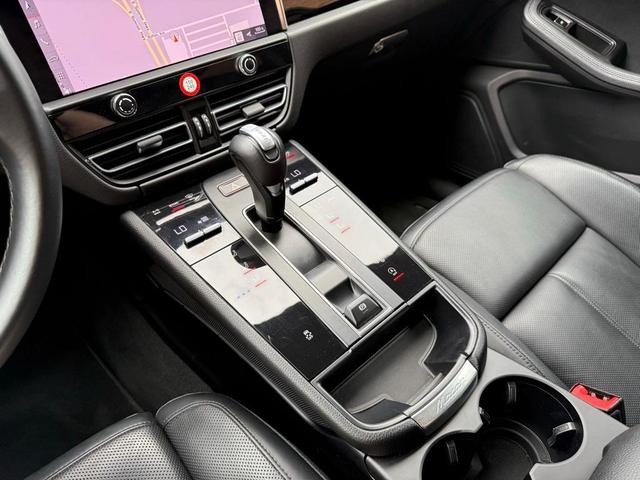 Photo of 2024 Volcano Grey Metallic Porsche Macan