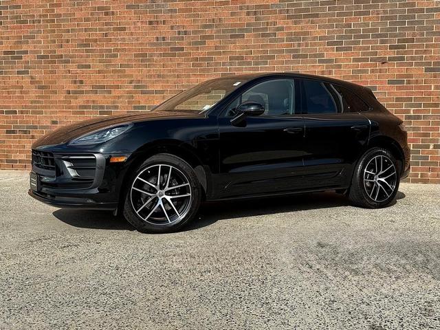 Photo of 2024 Black Porsche Macan
