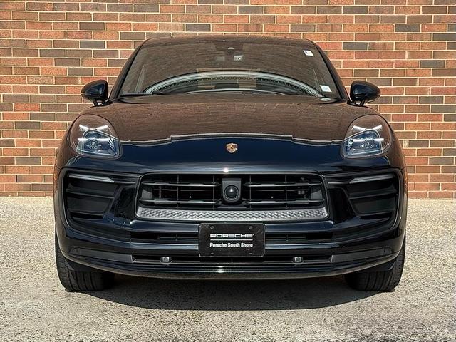 Photo of 2024 Black Porsche Macan