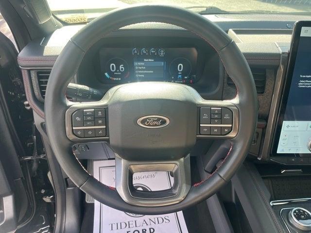 Photo of 2024 Agate Black Metallic Ford Expedition