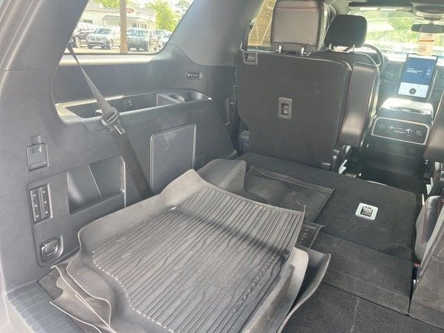 Photo of 2024 Agate Black Metallic Ford Expedition
