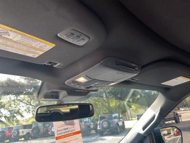 Photo of 2024 Agate Black Metallic Ford Expedition