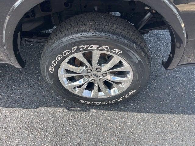 Photo of 2016 Shadow Black Ford F-150