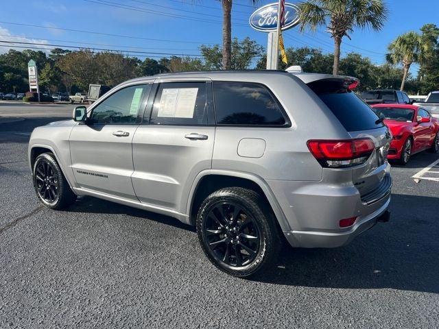 Photo of 2017 Billet Silver Metallic Clearcoat Jeep Grand Cherokee