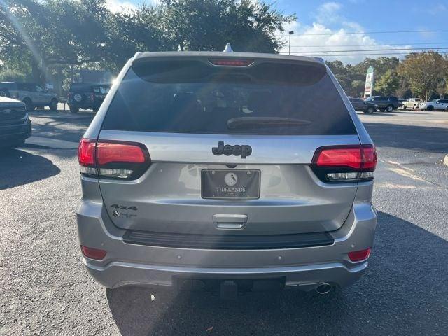 Photo of 2017 Billet Silver Metallic Clearcoat Jeep Grand Cherokee
