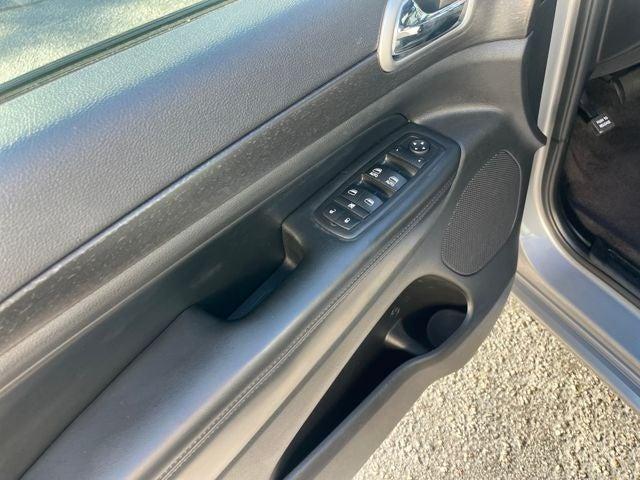 Photo of 2017 Billet Silver Metallic Clearcoat Jeep Grand Cherokee