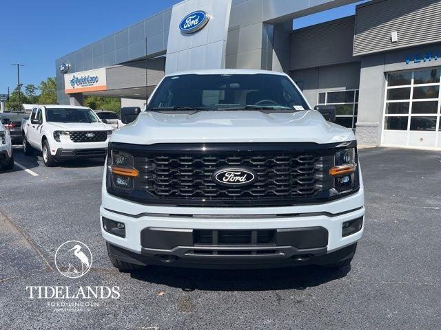 Photo of 2025 Space White Metallic Ford F-150