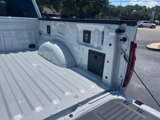 Photo of 2025 White Metallic Ford F-150