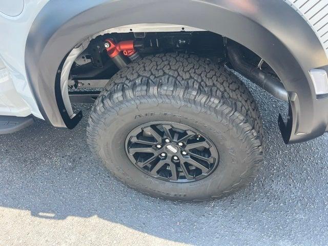 Photo of 2025 White Metallic Ford F-150