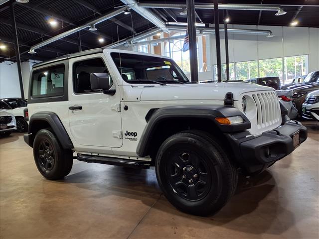 Photo of 2021 Bright White Clearcoat Jeep Wrangler