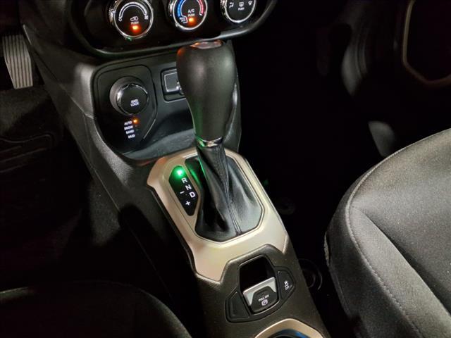 Photo of 2017 Jetset Blue Jeep Renegade