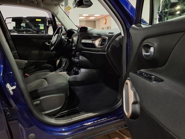 Photo of 2017 Jetset Blue Jeep Renegade