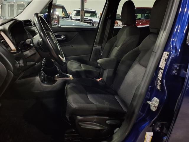 Photo of 2017 Jetset Blue Jeep Renegade