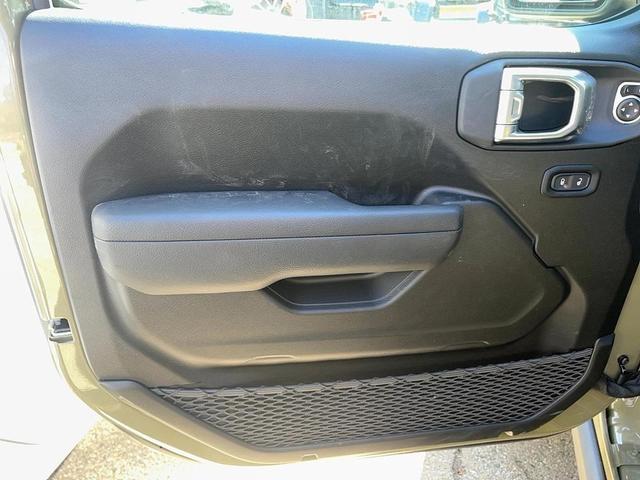 Photo of 2025 Green Jeep Wrangler 4xe