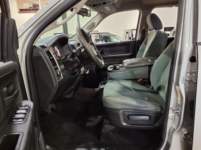 Photo of 2016 Bright Silver Metallic Clear Coat Ps2 RAM 1500
