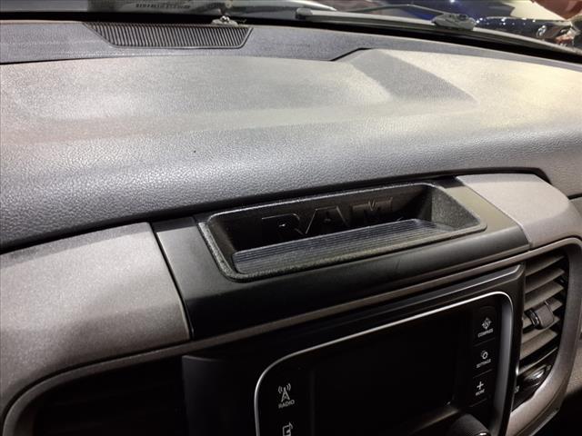 Photo of 2016 Bright Silver Metallic Clear Coat Ps2 RAM 1500