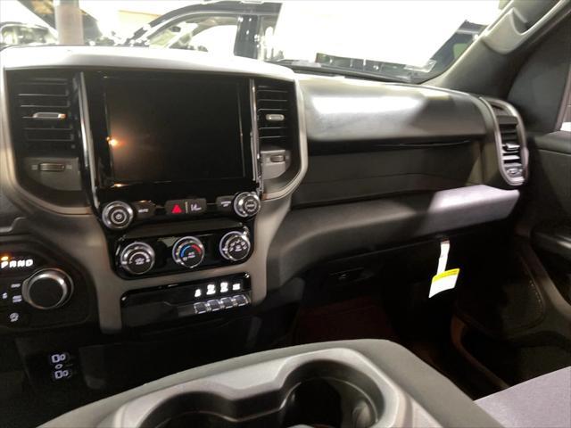 Photo of 2025 Silver RAM 1500