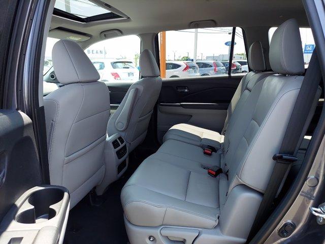 Photo of 2018 Modern Steel Metallic Honda Pilot