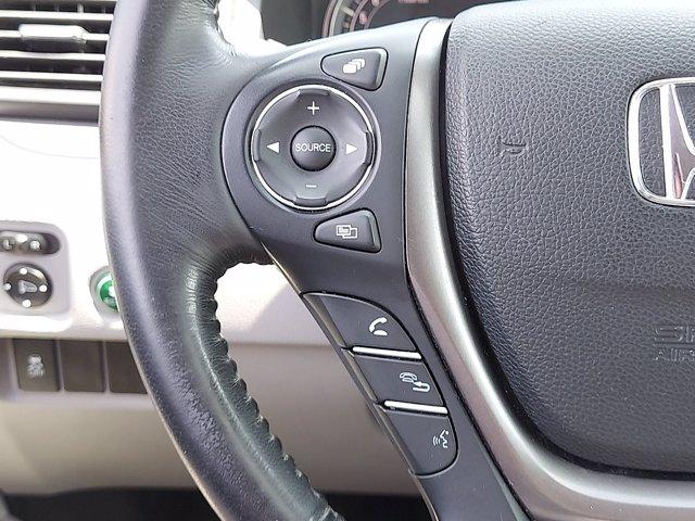 Photo of 2018 Modern Steel Metallic Honda Pilot