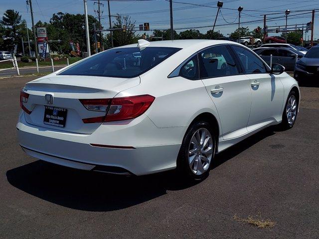 Photo of 2019 Platinum White Pearl Honda Accord