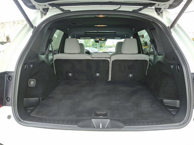 Photo of 2023 Platinum White Pearl   Wx Honda Passport