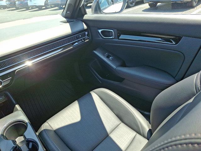 Photo of 2025 Platinum White Pearl   Wx Honda Civic Hybrid